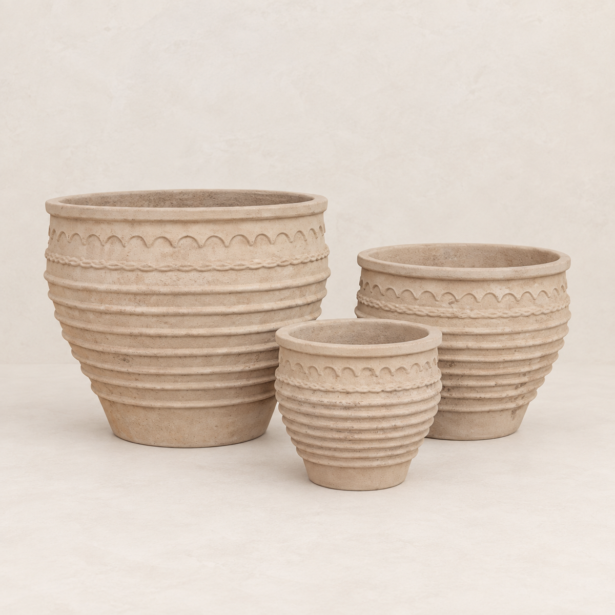 Maceta tinaja redonda de terracota envejecida, acabado antiguo. Set de 3. - 45
