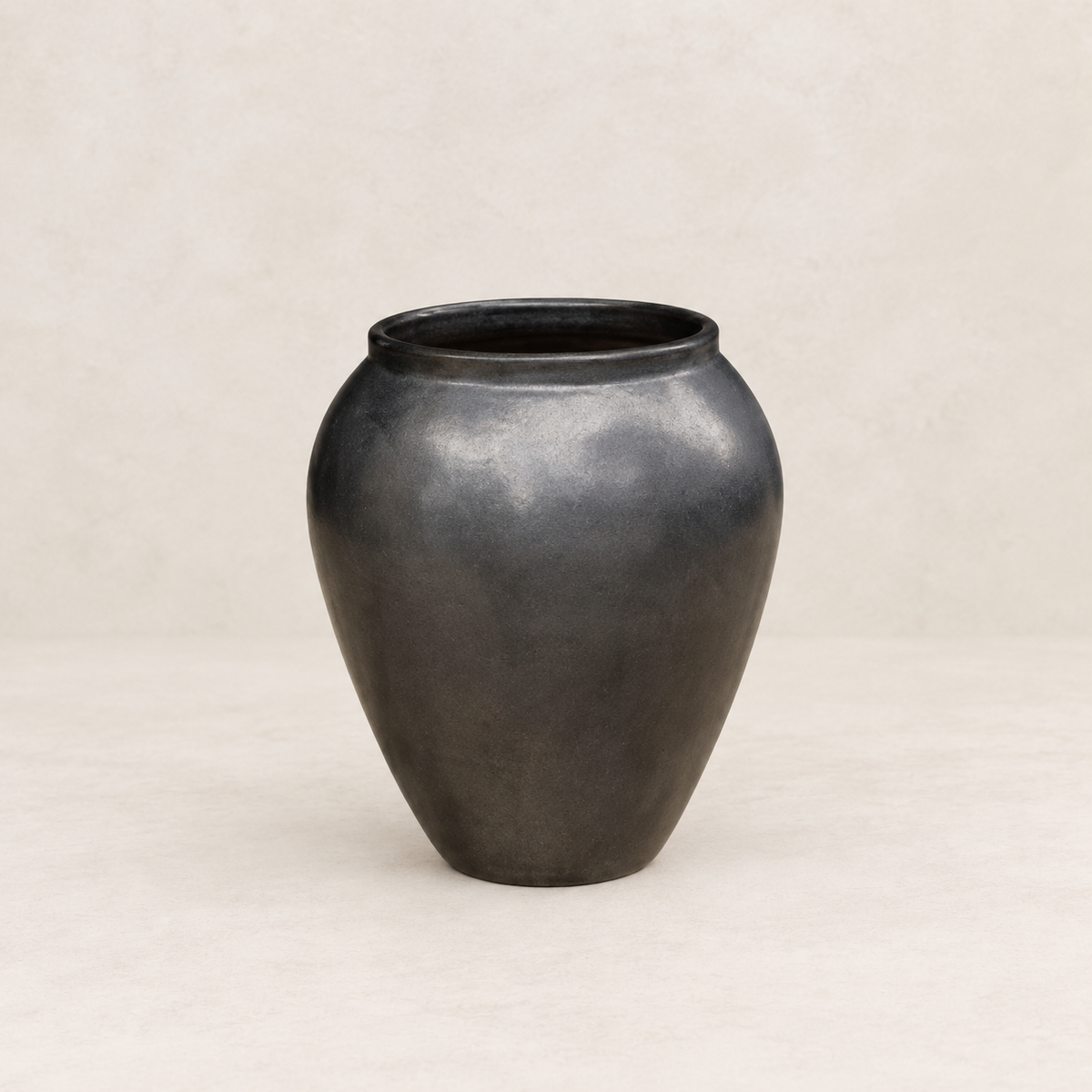 Tinaja de cerámica horno gas en negro elegante, Ø45×55 cm