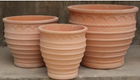Set de 3 tinajas cilíndricas de terracota, elegancia atemporal